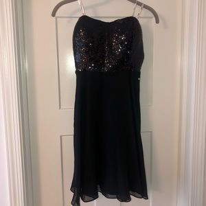 Sequins bodice strapless dress